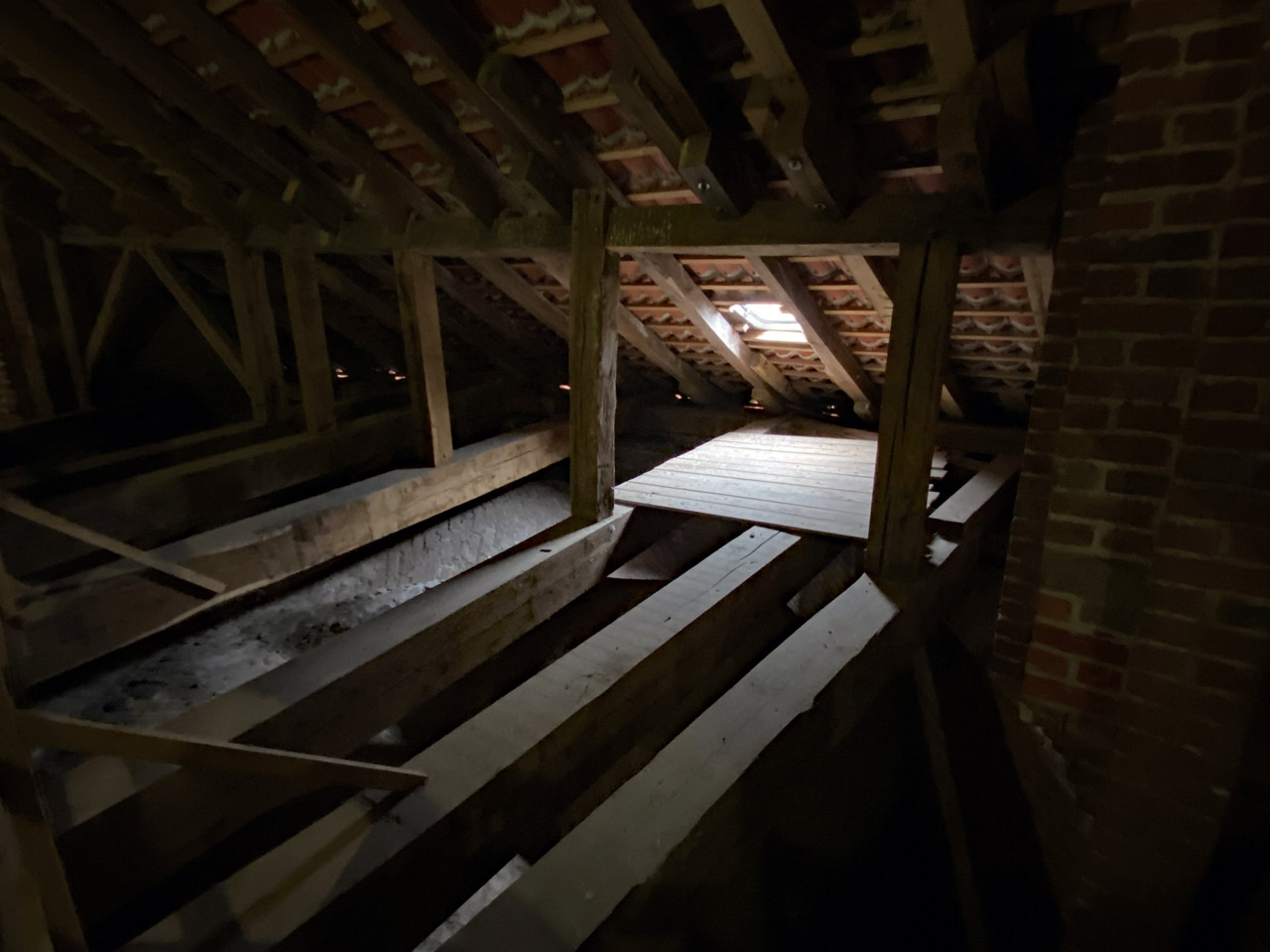 Von oben nach unten in der Kirche