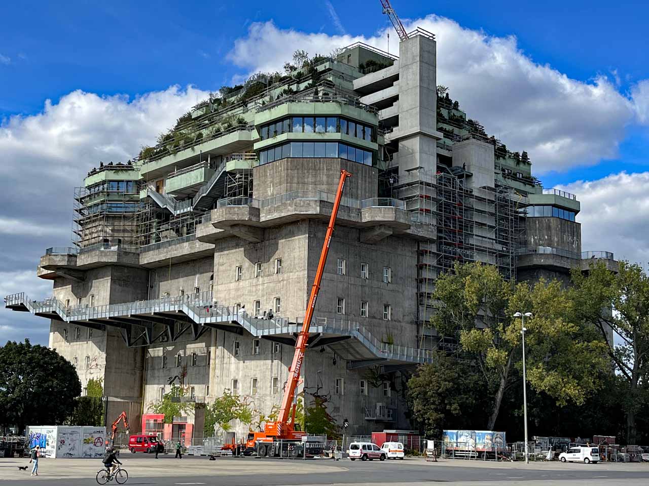 Grüner Bunker in Hamburg Kirsi schreibt...