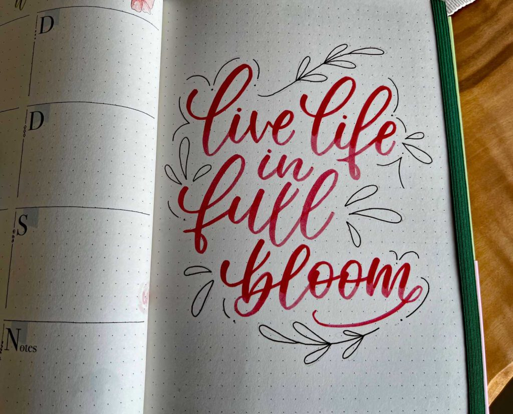 Mein Garten Tagebuch mit Zitat Live Life in full bloom