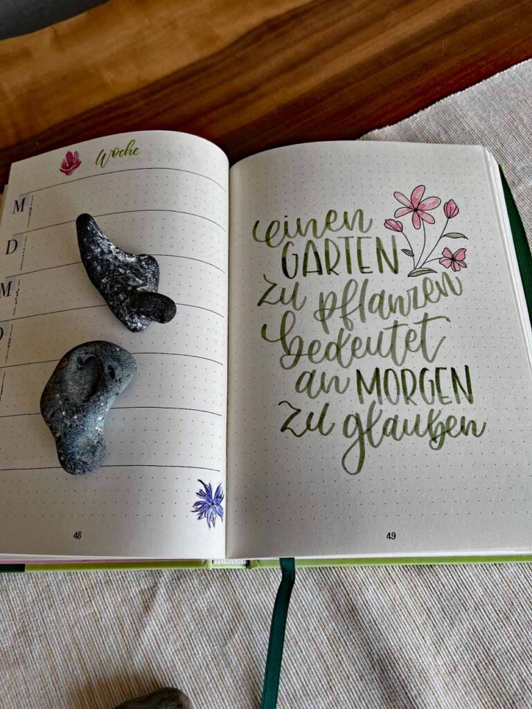 Mein Garten Bullet Journal Seitenansicht und Gartenzitat